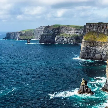 Mount Callan House & Restaurant, Kilmaley County Clare * Ennis